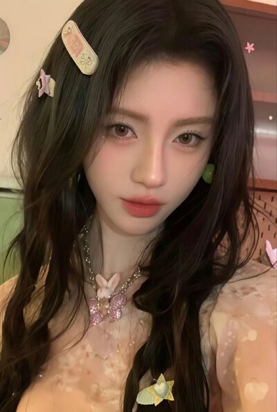 鞠婧祎