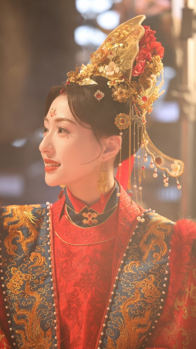 予苍龙 岳望舒 胡连馨