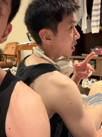 费启鸣