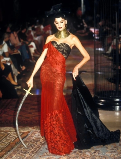 Givenchy 1997