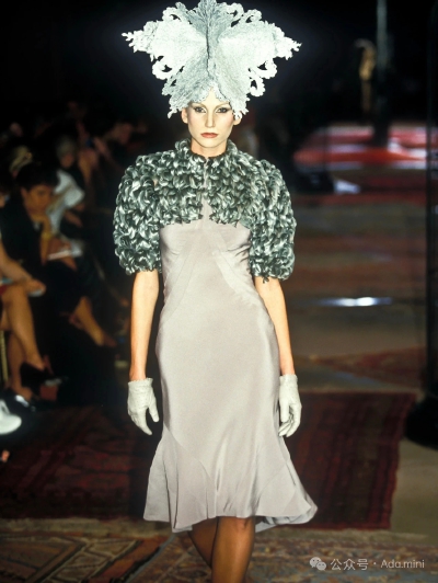 Givenchy 1997