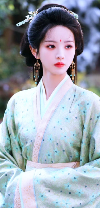 田曦薇