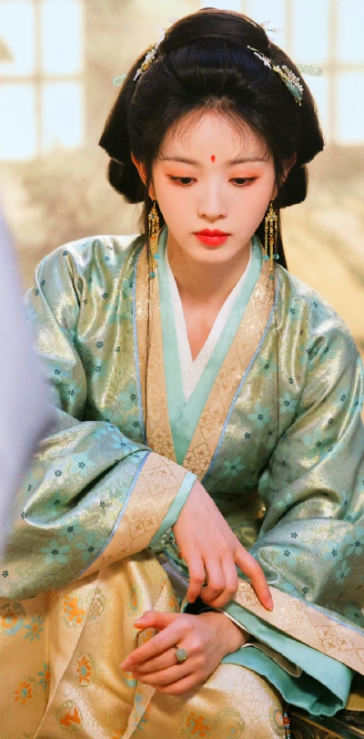 田曦薇