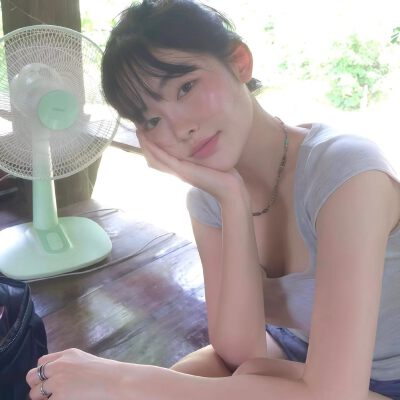 女头