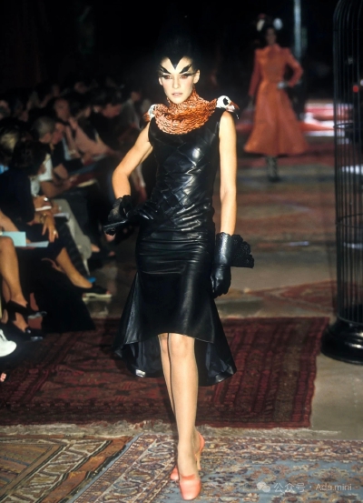 Givenchy 1997