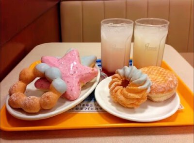 各种甜品饮品