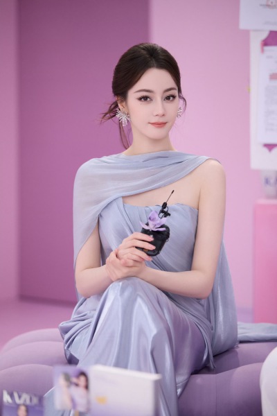 迪丽热巴