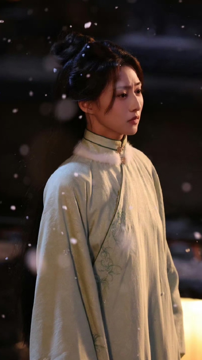 予苍龙 岳望舒 胡连馨