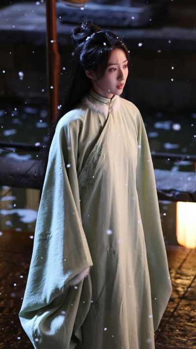 予苍龙 岳望舒 胡连馨