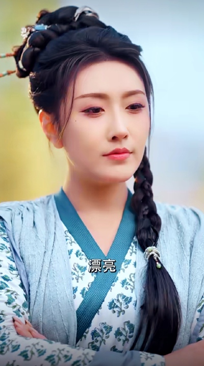 周洛伊