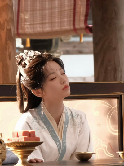 田曦薇