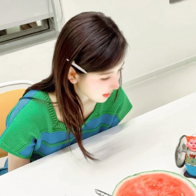 ฅ ⋆ᶿ̵᷄ ˒̼ ᶿ̵᷅⋆ 