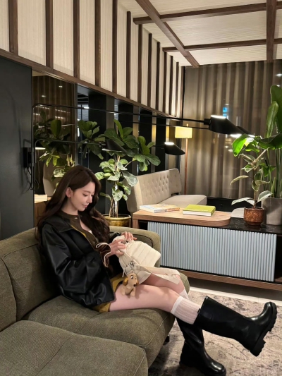 宮脇咲良INS更新