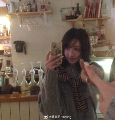 姜贞羽