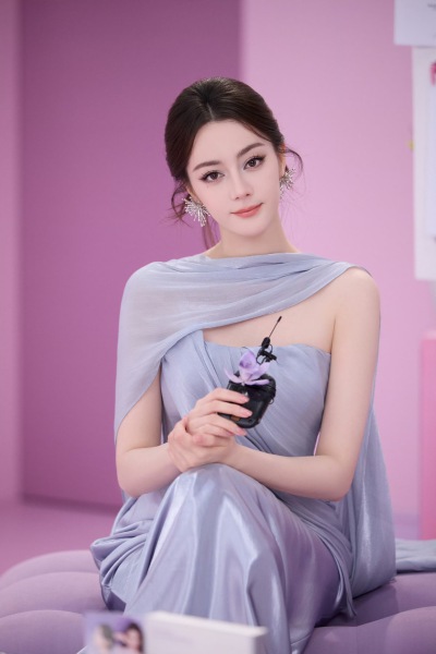 迪丽热巴