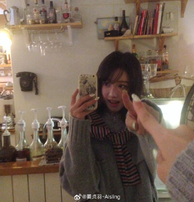 姜贞羽
