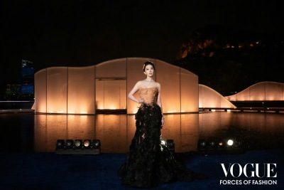 刘亦菲Elie Saab 2026 秋冬黑金羽毛高定礼服压轴亮相苏州·VOGUE时尚之力盛会
#刘亦菲 凤凰神女#
刘亦菲宝格丽全球品牌代言人2026.10.23