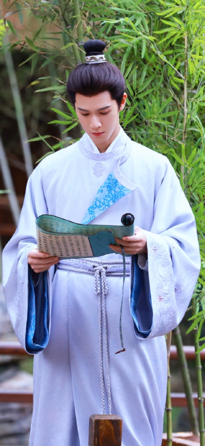 李昀锐