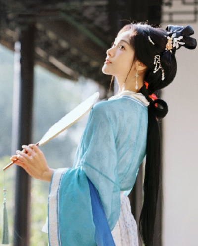 凌美仕