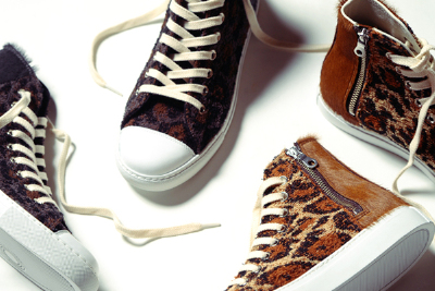 豹纹和马毛的混搭，MIHARA YASUHIRO × CHAPEL OF DAWN HALF ZIP LEOPARD SNEAKERS<a class='shortlnk' href='/s/068e7e4ef' target='_blank' title='http://www.kidulty.com/news/id/news/14127'>点此查看链接</a>