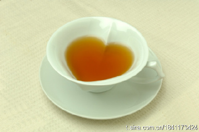 UNWRAP YOUR LOVE，Heartful Cup的陶瓷心形茶杯