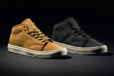 高性能与高质感，Vans Syndicate推出2011年春夏季Versa Mid “S”新鞋款<br /><a class='shortlnk' href='/s/14128987f' target='_blank' title='http://www.kidulty.com/news/id/news/14312'>http://duitang.com/s…