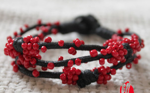 仿若一株腊梅 <a class='shortlnk' href='/s/16a81a3cc' target='_blank' title='http://item.taobao.com/item.htm?id=3237801948'>http://duitang.com/s/16a81a3cc</a>