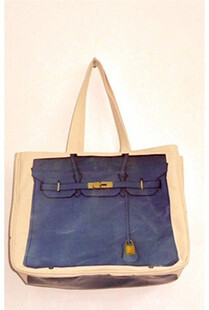 Thursday Friday Together Bag in Blue-淘宝网 <a class='shortlnk' href='/s/040859357' target='_blank' title='http://item.taobao.com/item.htm?id=9156966774'>http://duitang.com/s/040859357</a>