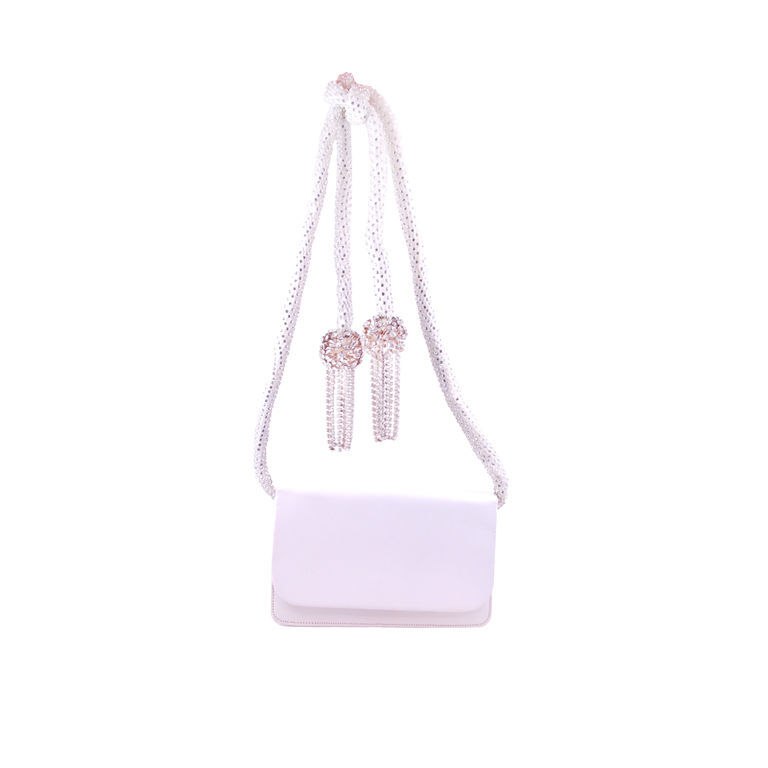 Kenneth Lane - 1960's Spectacular White and Rhinestone Evening Bag 这个包包太梦幻了纯洁的感觉<a class='shortlnk' href='/s/118d2d547' target='_blank' title='http://fashion.1stdibs.com/avl_item_detail.php?id=33037'>http://duitang.com/s/118d2d547</a>