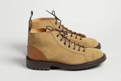 英国老牌制鞋厂商Tricker's与英国潮流店铺Superdenim合作推出了一款Monkey Boot。短靴是男人必备款哦~<a class='shortlnk' href='/s/0170897b2' target='_blank' title='http://www.kidulty.com/news/id/news/15673'…