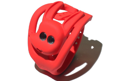 Gummy Me!外星生物腕表~造型非常可爱<a class='shortlnk' href='/s/169d70b22' target='_blank' title='http://www.kidulty.com/news/id/news/15938'>http://duitang.com/s/169d70b22</a>