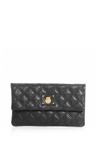 Marc Jacobs 的钱包设计和别的品牌不同，总有种奢华感