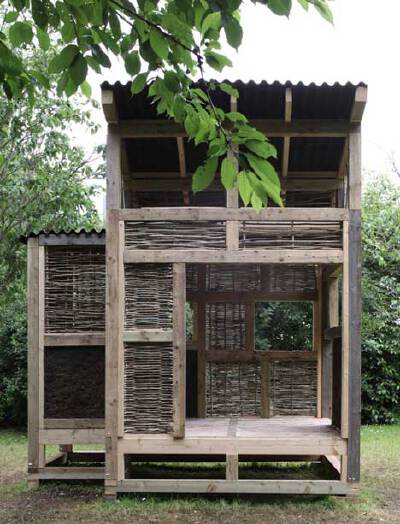 Teahouse by Takeshi Hayatsu and Kristin Trommler Teahouse 木制茶室，禅意。