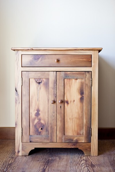 Small credenza manf from New England barn by belairwoodworking Small credenza - manf. from New England barn hemlock 小书橱