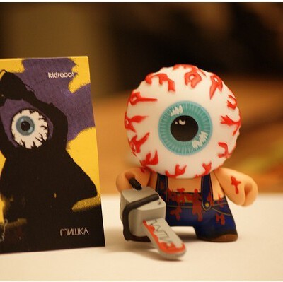 Mishka 隐藏 Dunny Series 2011 3" Kidrobot Toy Eyeball 眼球