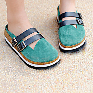 皮带装饰包头凉鞋 <a class='shortlnk' href='/s/1597077132e92df7f' target='_blank' title='http://item.taobao.com/item.htm?id=10079234197&ad_id=&am_id=&cm_id=&pm_id='>http://duitang.com/s/1597077132e9…