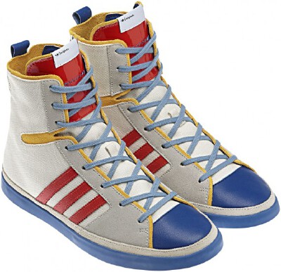 蓝色妖姬，adidas Originals 女子蓝色系列2011秋冬季新款<a class='shortlnk' href='/s/1ce2c7e65f9ad754' target='_blank' title='http://www.kidulty.com/news/id/news/17314'>http://duitang.com/s/1ce2c7e65f9ad…
