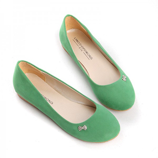水钻蝴蝶结 单鞋 <a class='shortlnk' href='/s/01efe155437f896c9' target='_blank' title='http://item.taobao.com/item.htm?id=9344981741&ad_id=&am_id=&cm_id=&pm_id='>http://duitang.c…