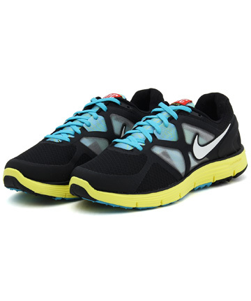 热衷Running的朋友们看到这款Lunarglide+ 3时，一定会对它爱不释手，此番NIKE更以世界多个马拉松举办城市为创意，推出主题的限量产品。根据不同城市的地域特色而创作的鞋款包括了北京、柏林、芝加哥、纽约、旧金山几…