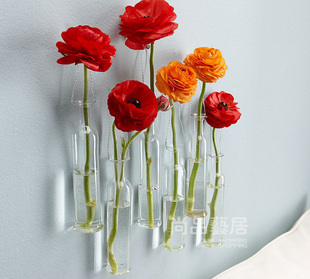 透明挂墙玻璃花瓶 现代家居摆设。可以挂在墙上的花瓶 很田园。尽量发可以买得到的。