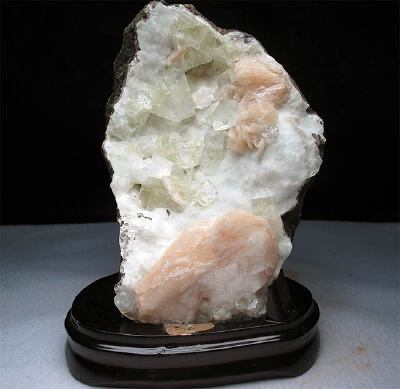沸石共生矿