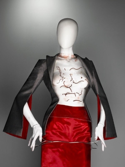  Alexander McQueen 1996年春夏 The Hunger 系列套装