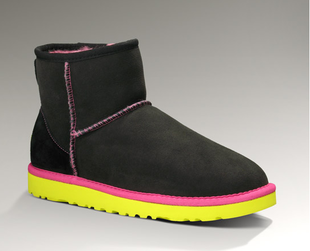 ugg classci mini圣诞款短靴