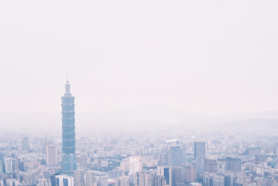 光怪陆离的城市