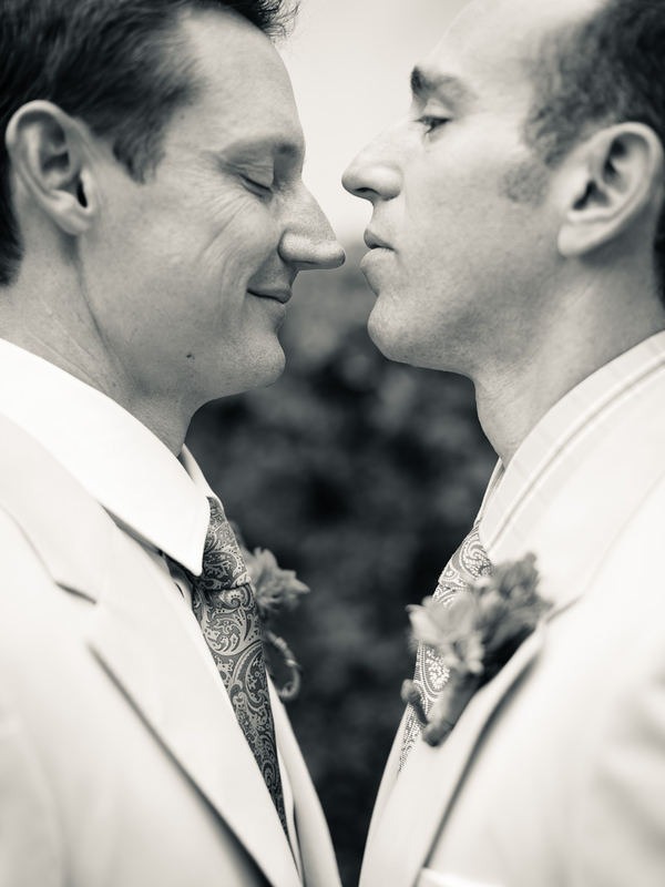 | Wedding | Colony Palms Hotel Wedding by Erin Hearts Court