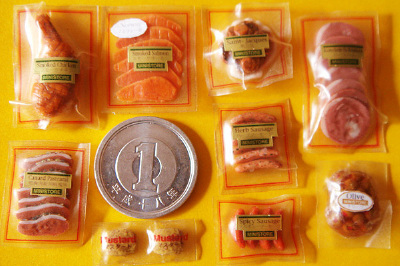 一分钱大的包装食品.....