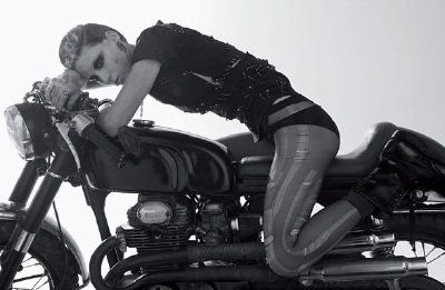  W magazine , <The Girl With the Dragon Tattoo>.