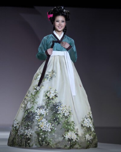 韩式礼服 婚纱设计