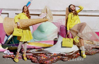 Lindsey & Frida 共同演绎 Mulberry 2012 春季广告