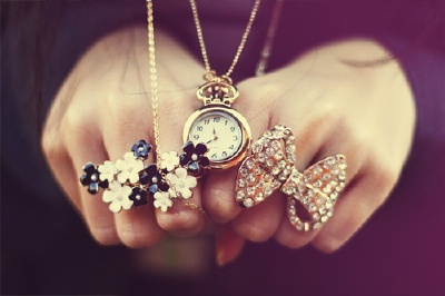蝴蝶结ღ
